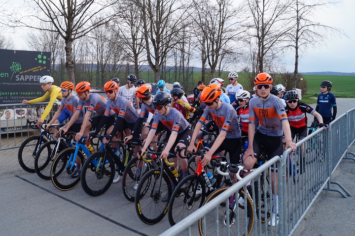 Erfolgreicher Saisonstart für Ravensburger Radsportteam